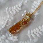 秋色シーグラスのレジンネックレス（茶）
