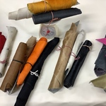 牛革　毛皮　端革　５００ｇ詰め合わせパック　　アソート　本革　　レザー小物　ハンドメイド　クラフト　レザー　革　レザー　leathercraft　オリシ　
