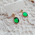 vintage グリーンピアス
