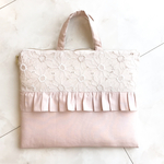 選べる　刺繍　フリル　iPadケース　タブレットバッグ　タブレットケース　iPadバッグ　フリル　ピンク　可愛い