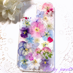 押し花iphoneケース ＊ 彩る花々 ＊スマホケース   名入れ可能  ラメ・ホロ・スワロフスキー無料 [受注製作]