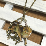 猫フレームネックレス