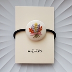 刺繍ヘアゴム🌷　no.598    くるみボタン　💛送料無料💛　
