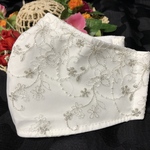 新柄💕 息しやすいベールマスク　清楚な銀糸レースマスク　抗菌防臭抗ウイルス生地使用　送料込み