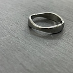 【入荷💍】ステンレス316L /  波 ウェーブ サージカルステンレスリング