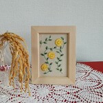 インテリア雑貨　刺繡フレーム　ダリア　②