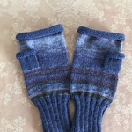 opal毛糸＊海の青いクジラ＆りんどう🧶ハンドウォーマー＊送料無料