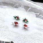 ガラス　ひと花ピアス　クリスマス