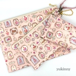 【送料無料】YUWA<スィーツロンドコレクション・マカロンピンク>ラミネート＊3点セット＊トリプルポーチ