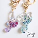 お花がいっぱい❁❁輝くイニシャルキーホルダー
