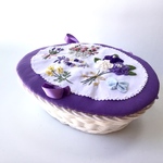 完成品※蓋つきカゴ※小物入れ※白いカゴ※お花のアップリケ※紫色のアップリケ※蓋つき箱