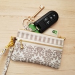 outlet     stripe× damask gray   キーポーチ　キーケース　スマートキーケース、カードキーケース、ラミネート生地で丈夫*°