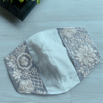 インド刺繍リボンの不織布マスクカバー