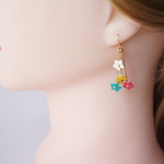 【新色】ぷち小花のカラフルレザー イヤリング　or 　ピアス　☆