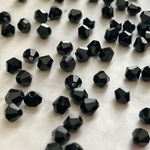 そろばん型ガラスビーズ4mm ブラック　100粒