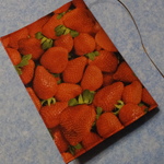 ブックカバー*文庫本*フレッシュいちご🍓