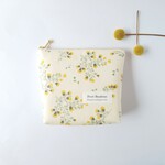 【再】夜用も入るサニタリーポーチ　化粧ポーチにも　/camomile
