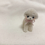 オフホワイトのトイプードル　モールアート　モールベア  