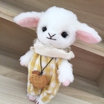 SALE ハンドメイド　ロンパースを着たヨチヨチ歩きのベビーコヤギぬいぐるみ　テディベア風