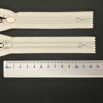 ファスナー　YKK 11cm オフ白x20本