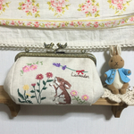 花とうさぎ 刺繍のまんまるポーチ