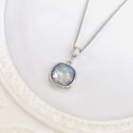 Swarovski セリーングレースクエアペンダント