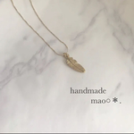 細いチェーン　リーフ　葉っぱ　ネックレス　ハンドメイド　ゴールド　華奢