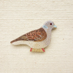 とことこキジバトのブローチ　野鳥（マグネット変更可）