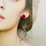 メビウスボールピアス/イヤリング　レッド