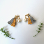 《再販》タッセル+コットンパールのイヤリング＊＊gray&yellow