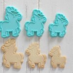 馬のスタンプクッキー型　縦約６㎝　【カーニバル】シリーズ