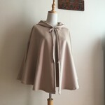 カシミヤウール（B)で作ったフードケープ