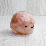 小さなハリネズミのオルゴナイト～ピンクオパール・ローズクォーツ