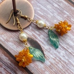 金木犀の花玉フックピアス/イヤリング