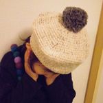 ポンポン付きベレー帽　アイボリーMサイズ