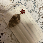 ふくろうの羽根のマスクチャーム(マグネットピアス)・1