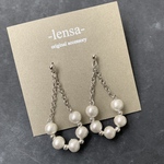 1556.コットンパールのゆらゆらピアス lensa