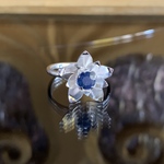 【yayoi841san様ご予約】サファイア＆バリ島神聖なるロータス（蓮の花）のお花リング　14号