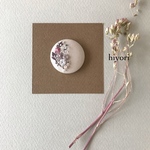 刺繍ブローチ　