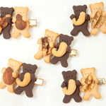 抱っこくまクッキーのヘアクリップ