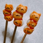蜜が滴るみたらしにゃんこの簪