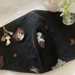ハンドメイドマスクコットンリネン黒猫ネコ刺繍抗菌生地チャーム付き