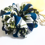 Prussian blue border