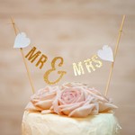 "Mr&Mrs" ケーキバンティング（ケーキ用ガーランド）