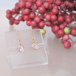 一粒ピンクトパーズの麗しピアス