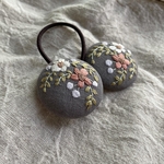 ドライフラワー　刺繍ブローチorヘアゴム   