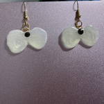 シュナウザーのパールなおひげゆらゆらピアス