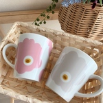 ペア！グレー×くすみピンク　北欧お花のマグカップ