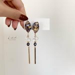 鉱石風スタイリッシュフラワー　ブルー系　ﾋﾟｱｽ/ｲﾔﾘﾝｸﾞ Force/フォルス⁣