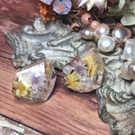 レジンピアス